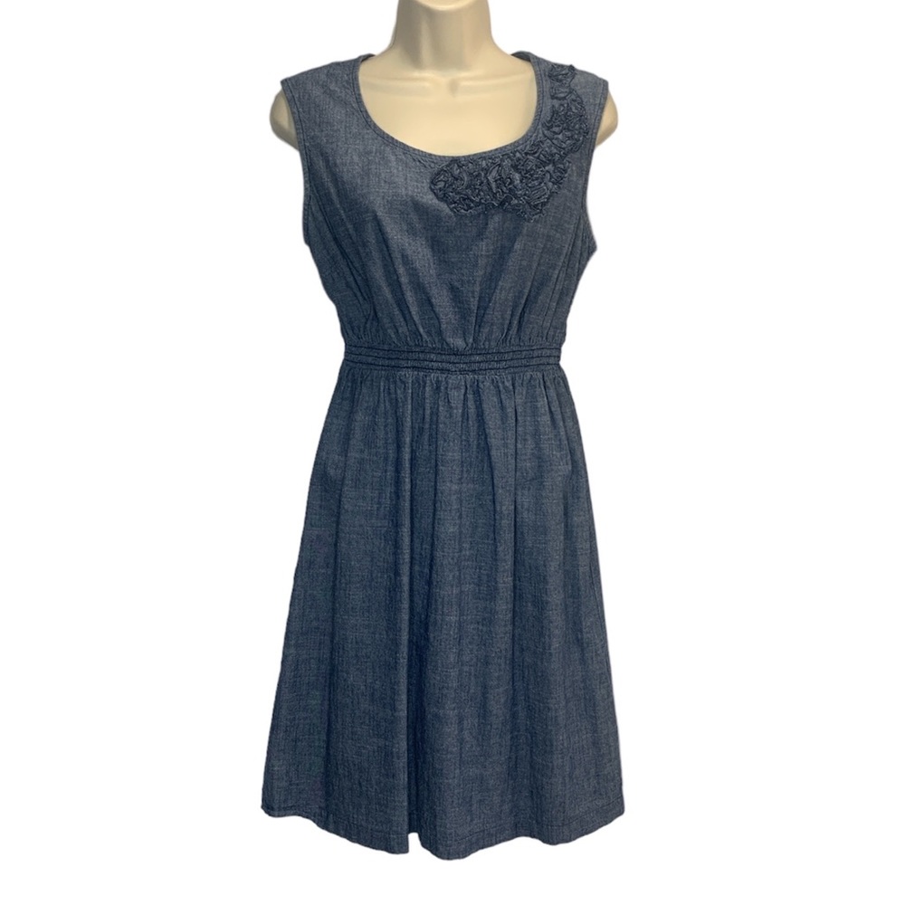 Merona Women's Blue Chambray Embroidered Applique Flower Sleeveless Dress Size M